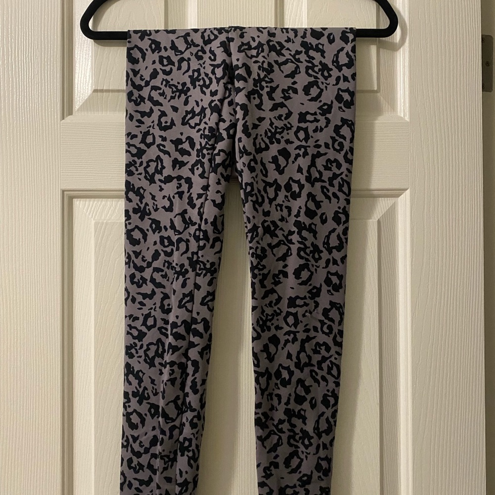 High waisted leggings